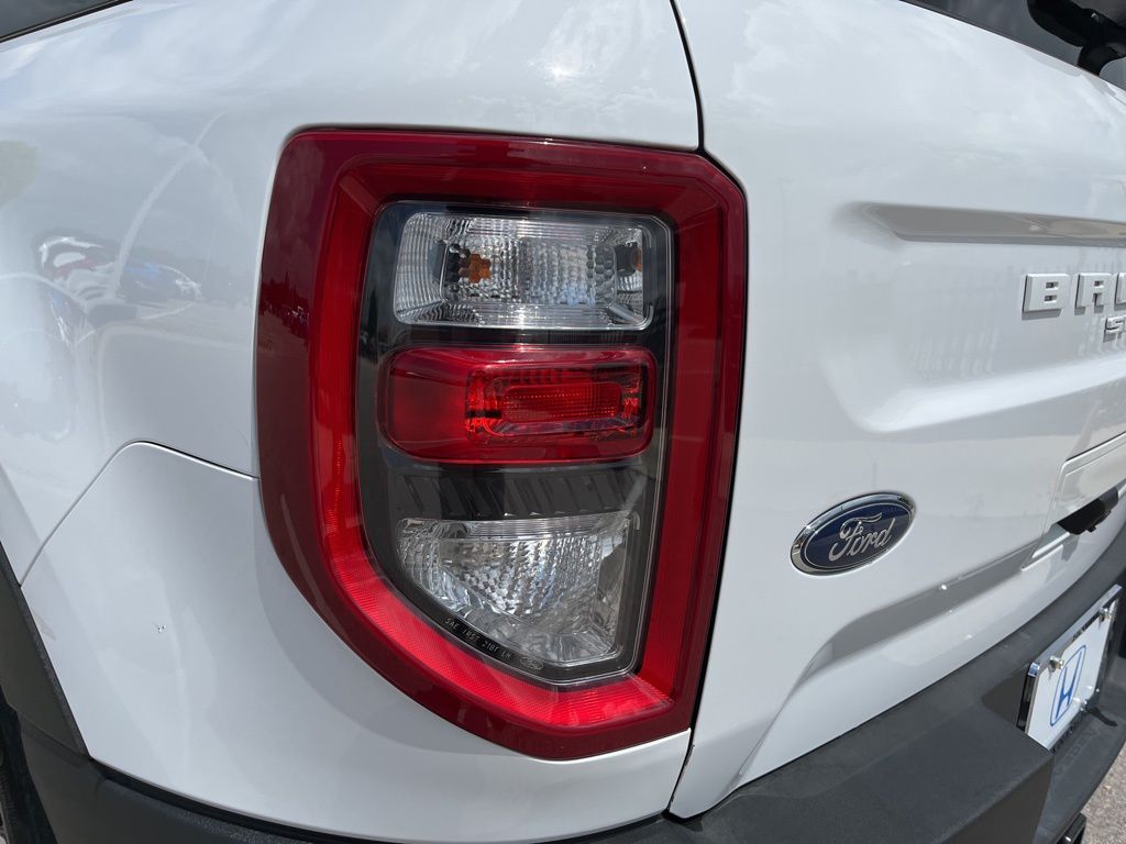 Thumbnail: 2021 Ford Bronco Sport - 7