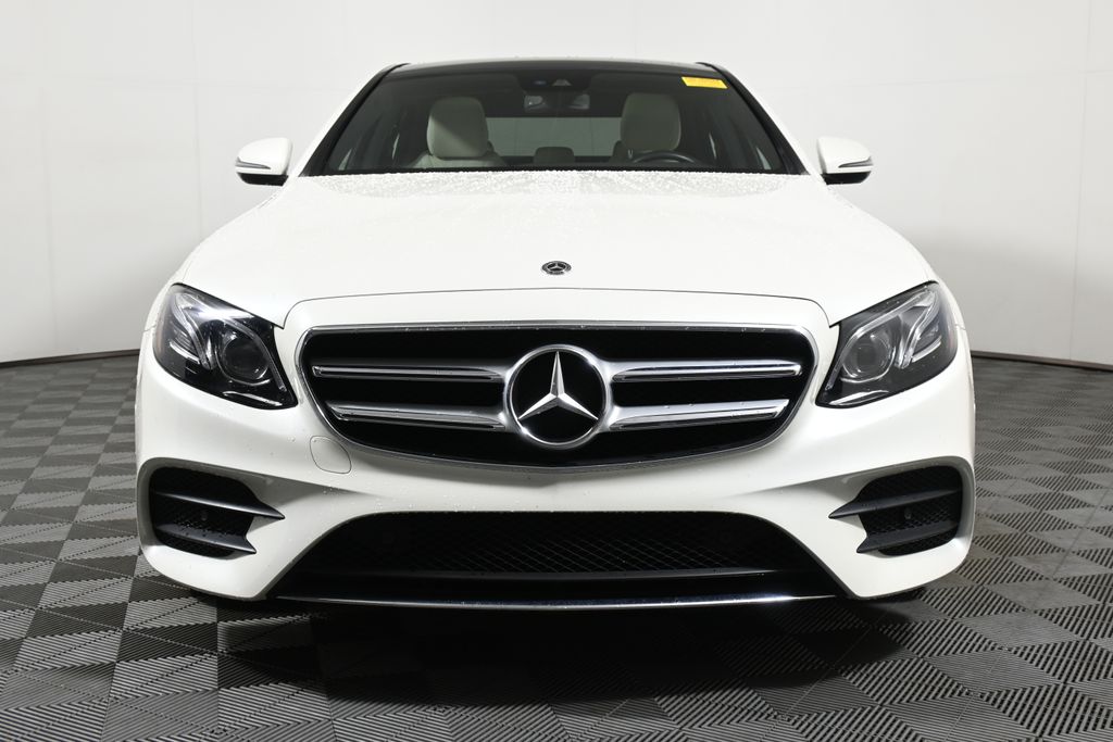 Thumbnail: 2018 Mercedes-Benz E-Class - 9
