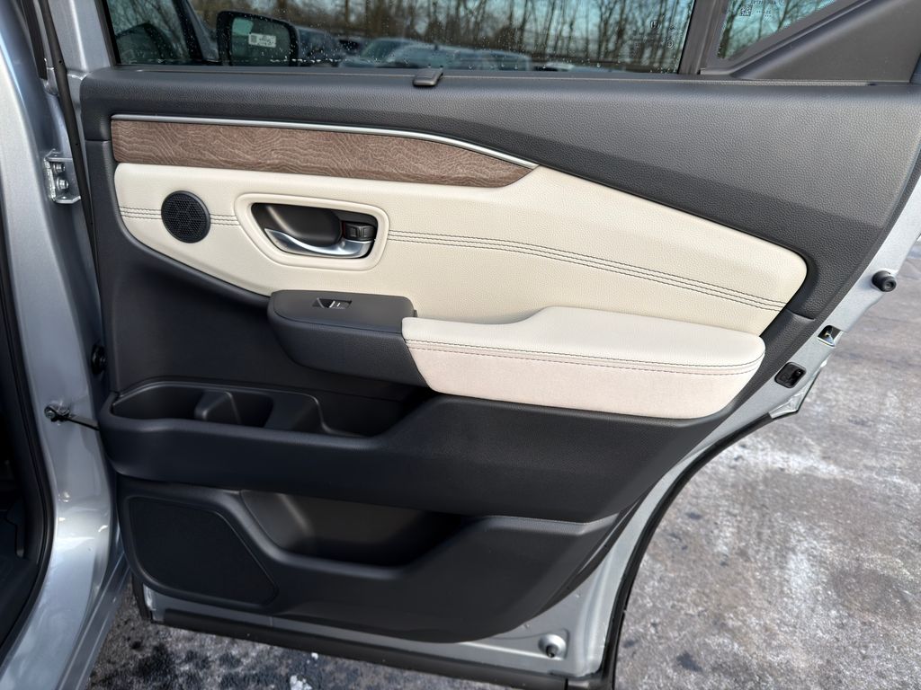 Thumbnail: 2026 Honda Pilot - 26