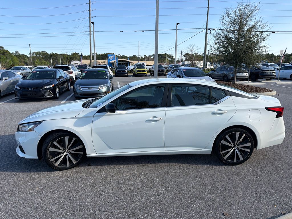 Used 2020 Nissan Altima 2.5 SR 4D Sedan