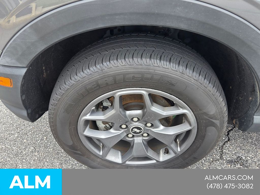 Used 2021 Gray Ford Badlands image 17