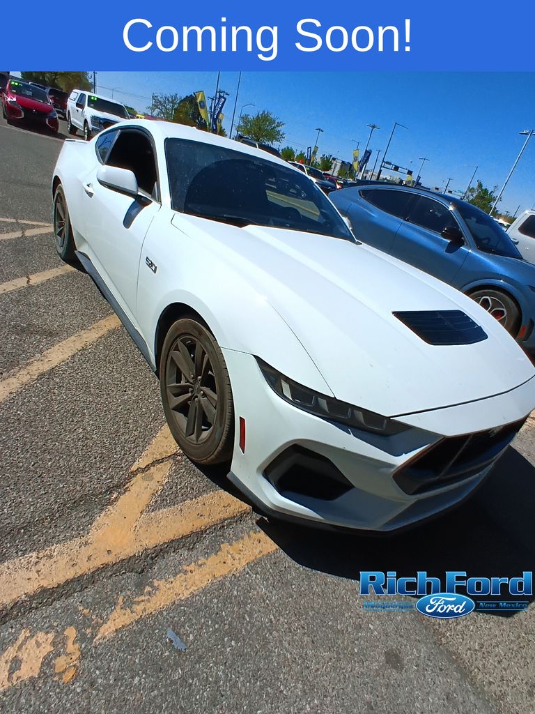 Oxford White 2024 Ford Mustang GT Fastback RWD Coupe Rear-Wheel Drive 6-Speed Manual