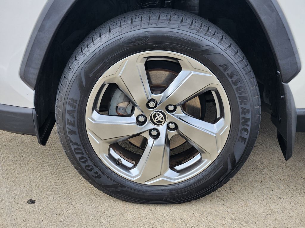 2020 Toyota RAV4 Hybrid Limited White at Community Toyota