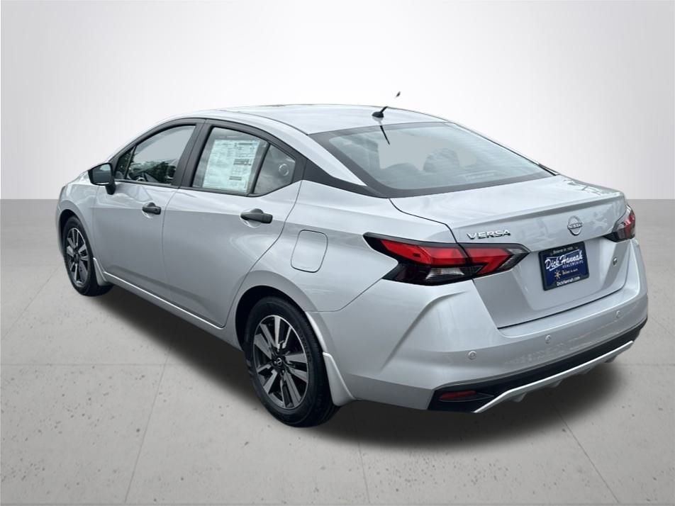 2025 Nissan Versa 1.6 S