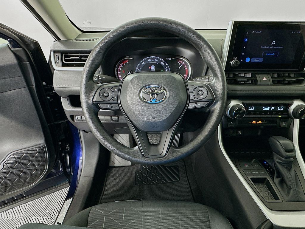 Thumbnail: 2025 Toyota RAV4 - 11