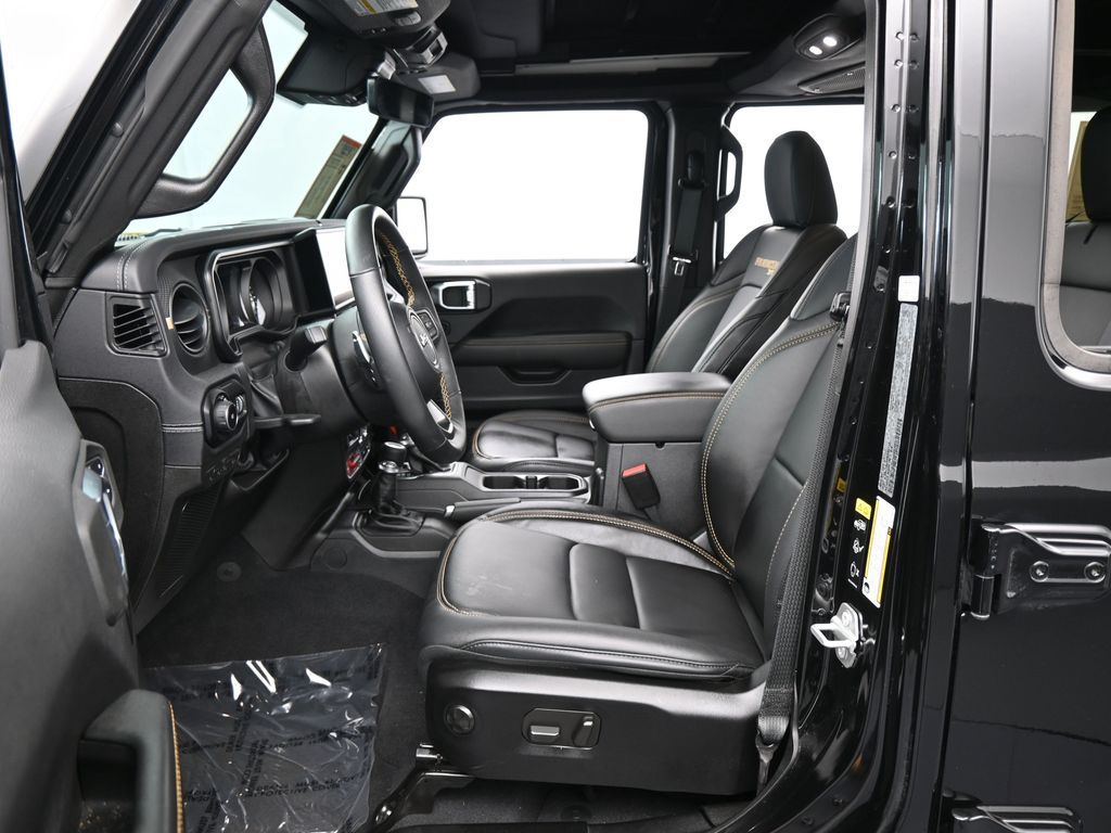 Used 2025 Black Clearcoat Jeep Rubicon 392 image 11
