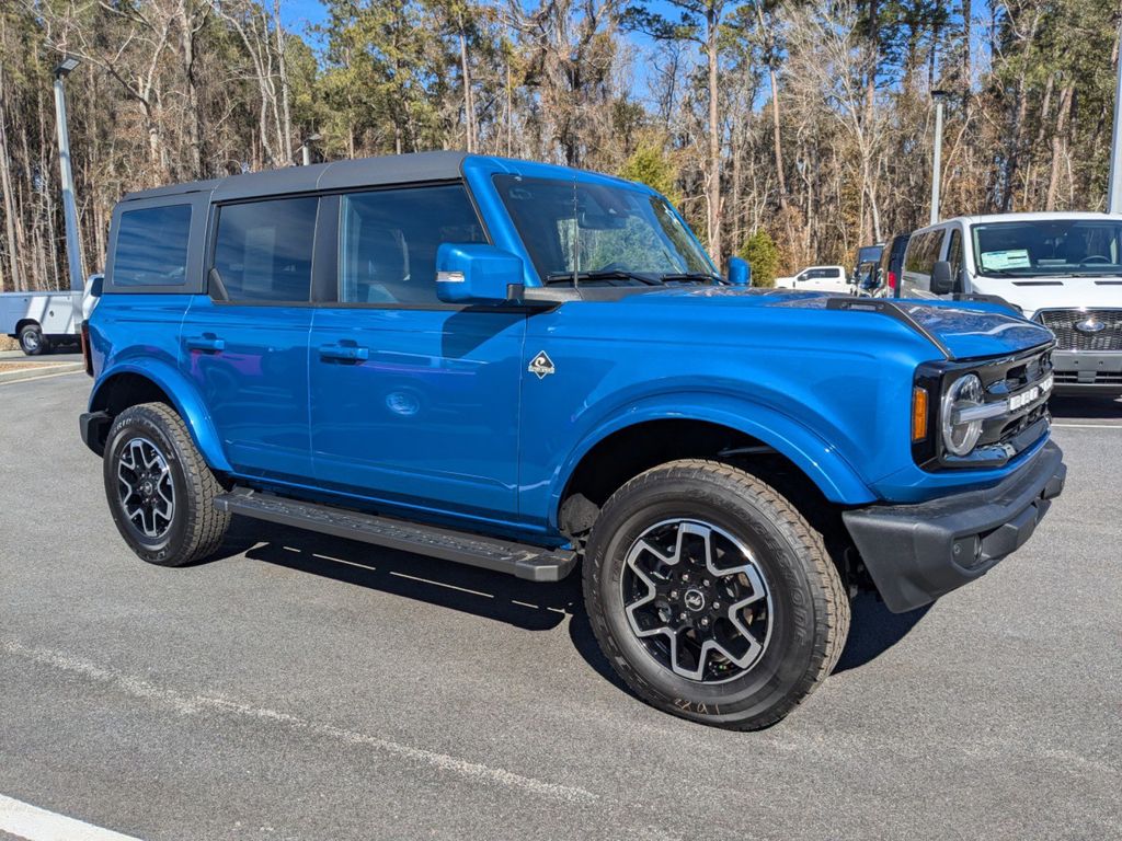 2024 Ford Bronco Outer Banks