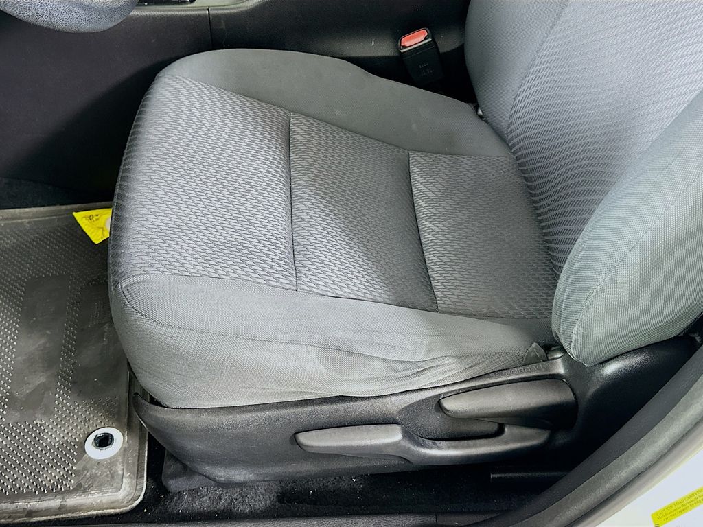 Thumbnail: 2017 Toyota Highlander - 19