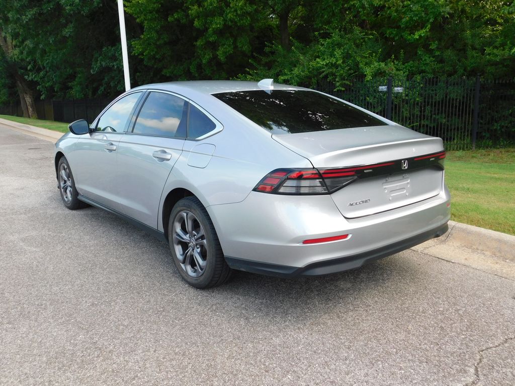 Thumbnail: 2023 Honda Accord - 10