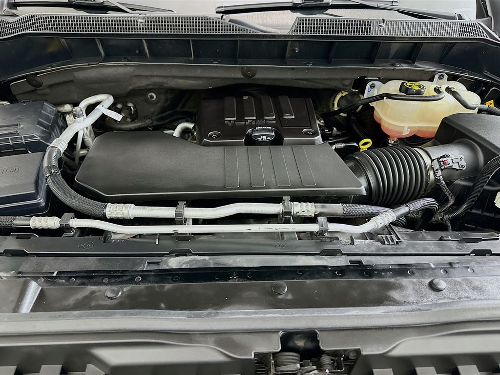 Thumbnail: 2023 Chevrolet Silverado 1500 - 29