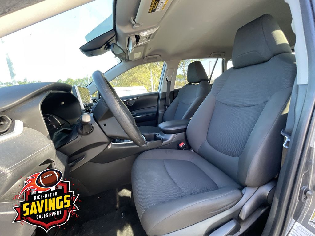 Used 2024 Toyota RAV4 SUV