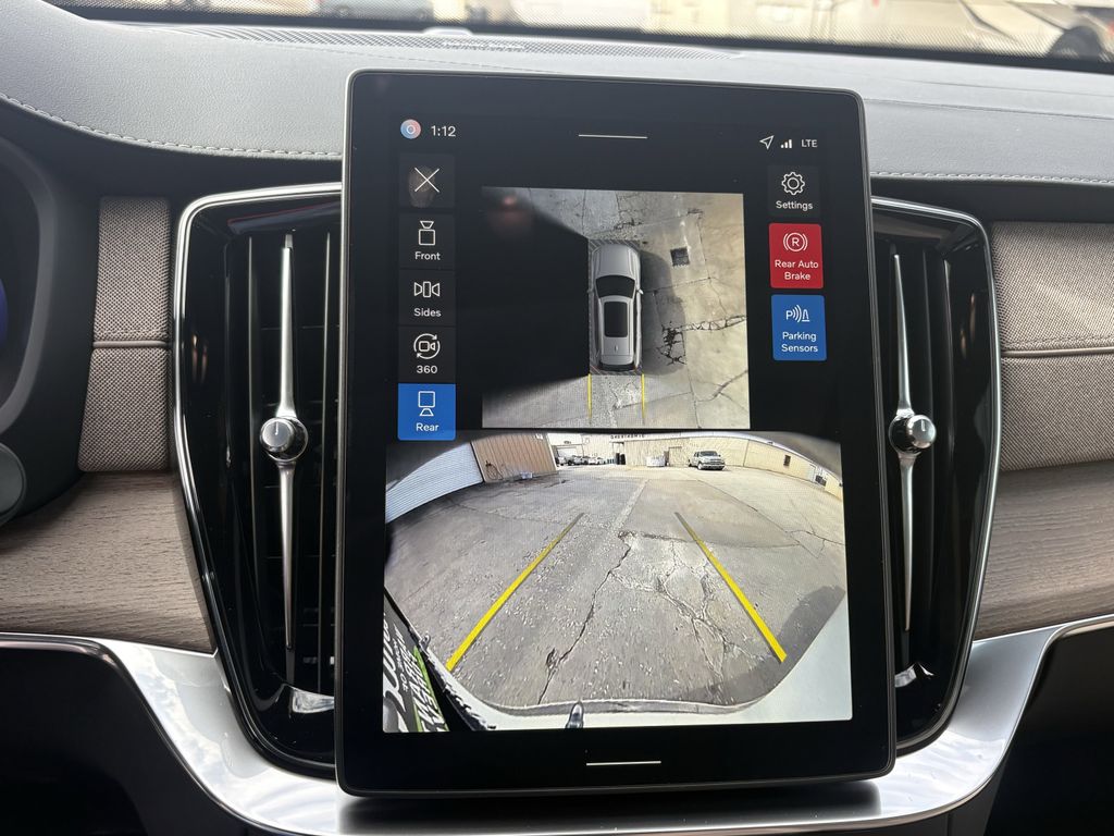 New 2026 White Volvo T8 Ultra image 20