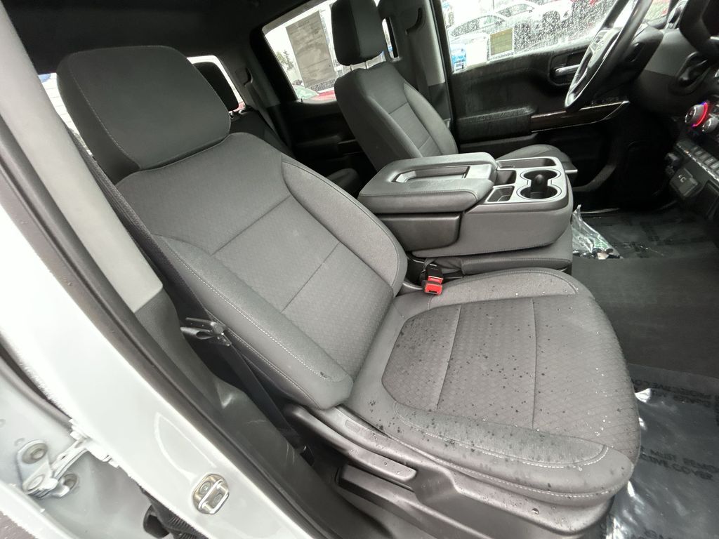 Thumbnail: 2022 Chevrolet Silverado 1500 - 23