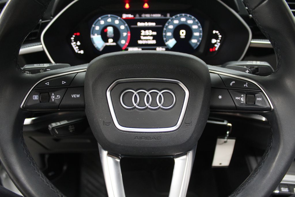 Thumbnail: 2023 Audi Q3 - 20