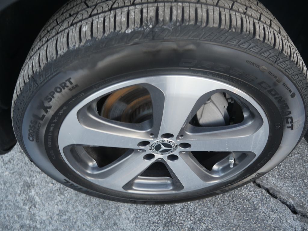 Thumbnail: 2023 Mercedes-Benz GLC - 12