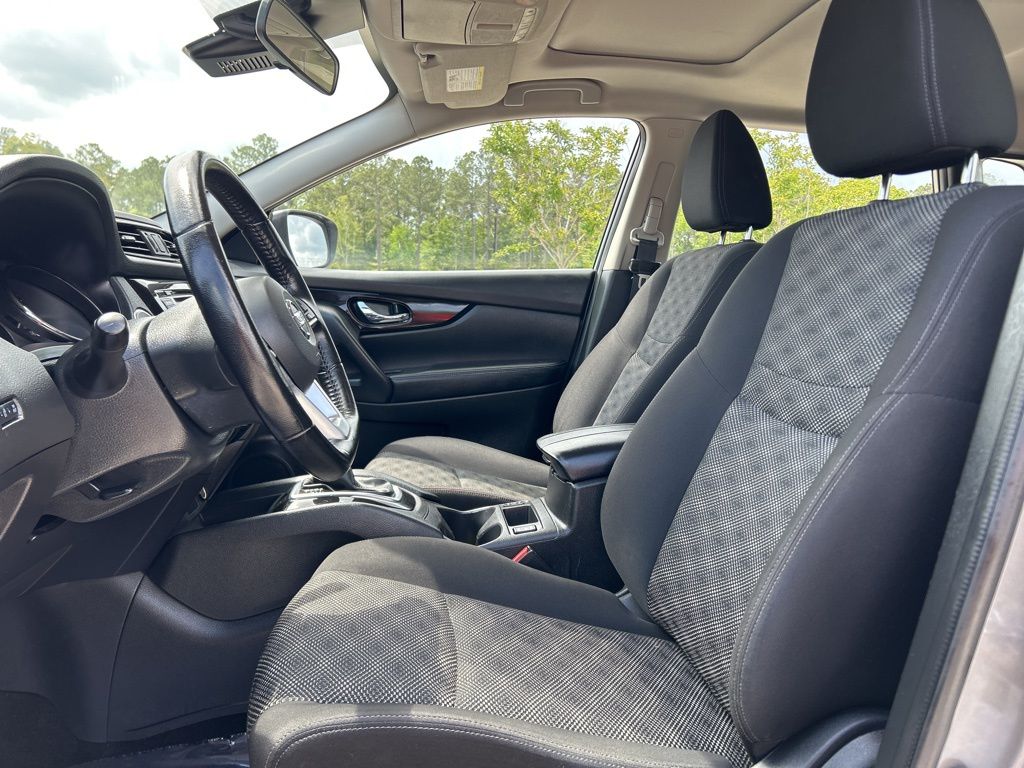 2020 Gun Metallic Nissan Rogue Sport SV FWD SUV