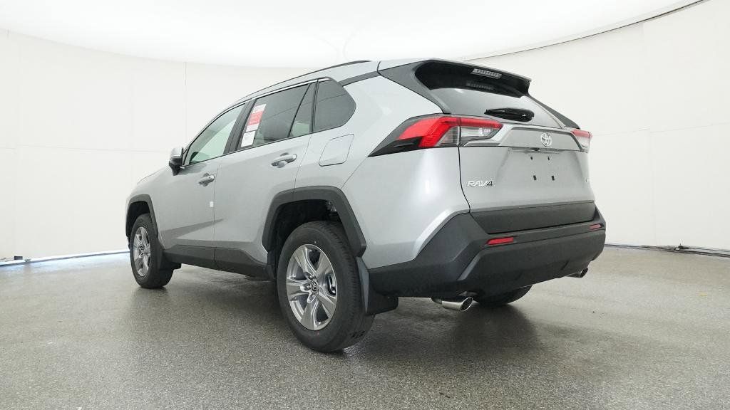 Thumbnail: 2025 Toyota RAV4 - 8