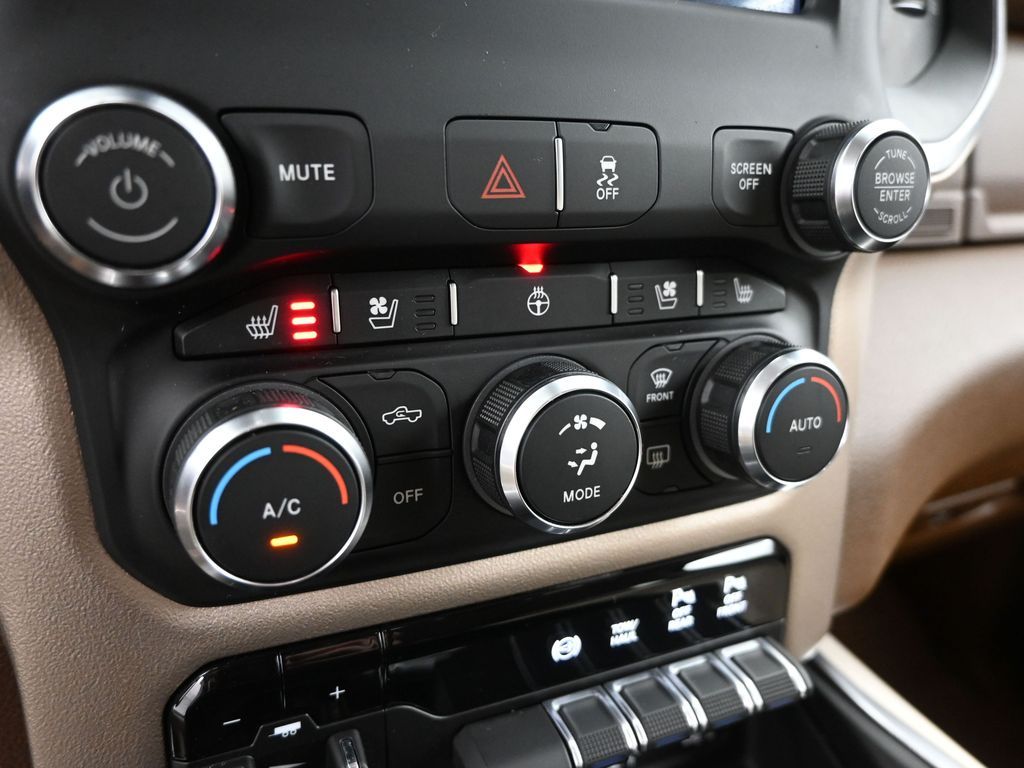 2019 Ram 2500 Laramie Crew Cab 4x4 6'4" Box