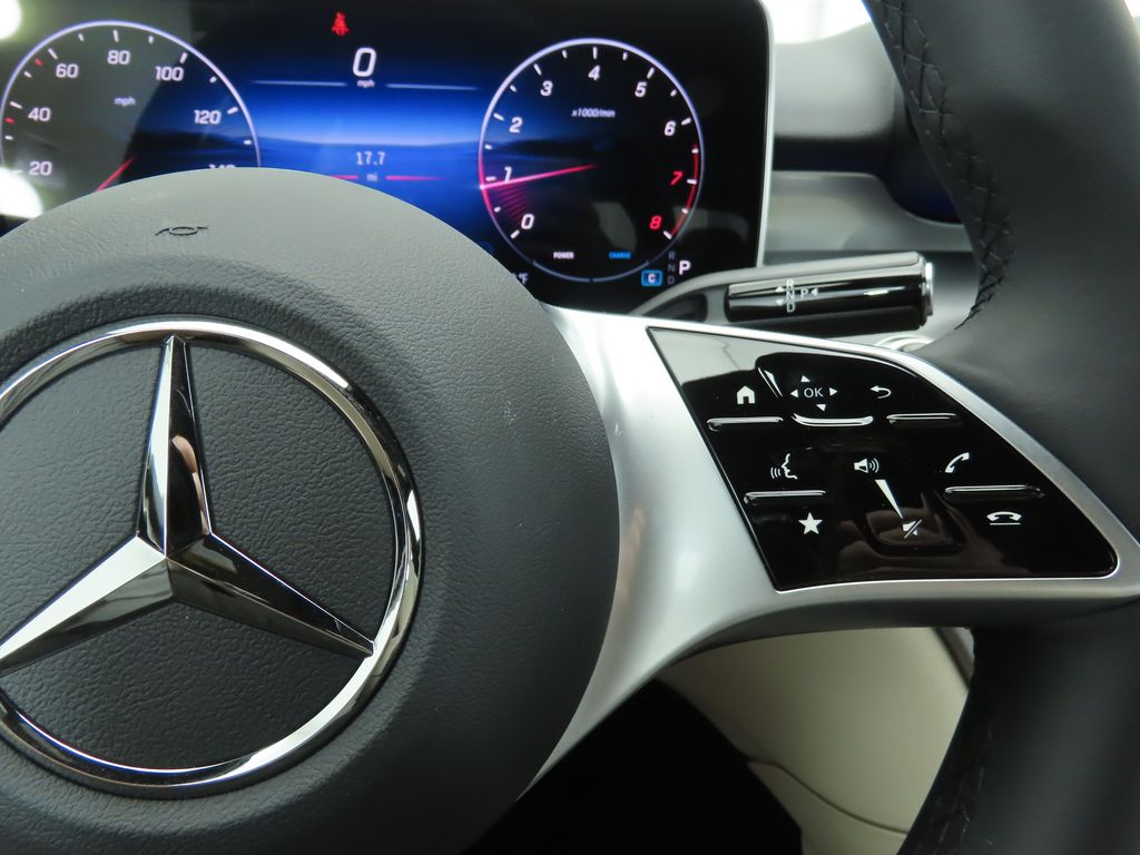 Thumbnail: 2025 Mercedes-Benz C-Class - 12