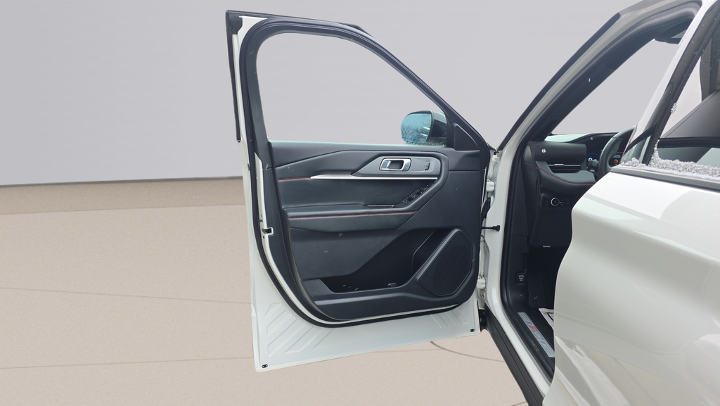 Certified Used 2025 White Ford ST-Line image 15