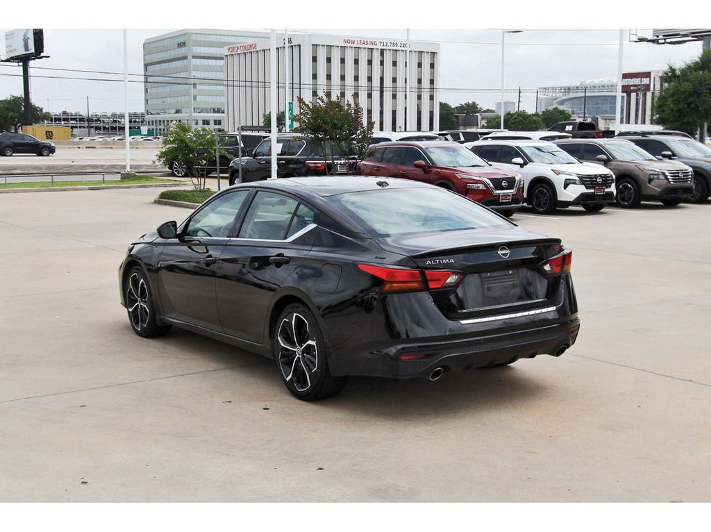 2023 Nissan Altima 2.5 SR Black at Emmons Autoplex