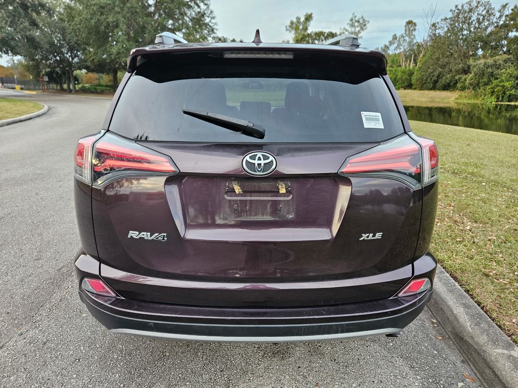 2017 Toyota RAV4 XLE 4