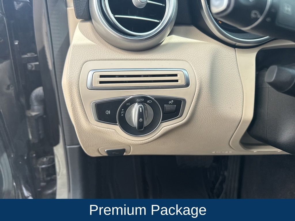 2021 Mercedes-Benz C 300 Sedan