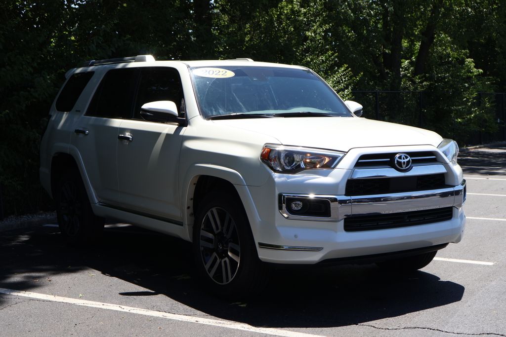 Thumbnail: 2022 Toyota 4Runner - 11