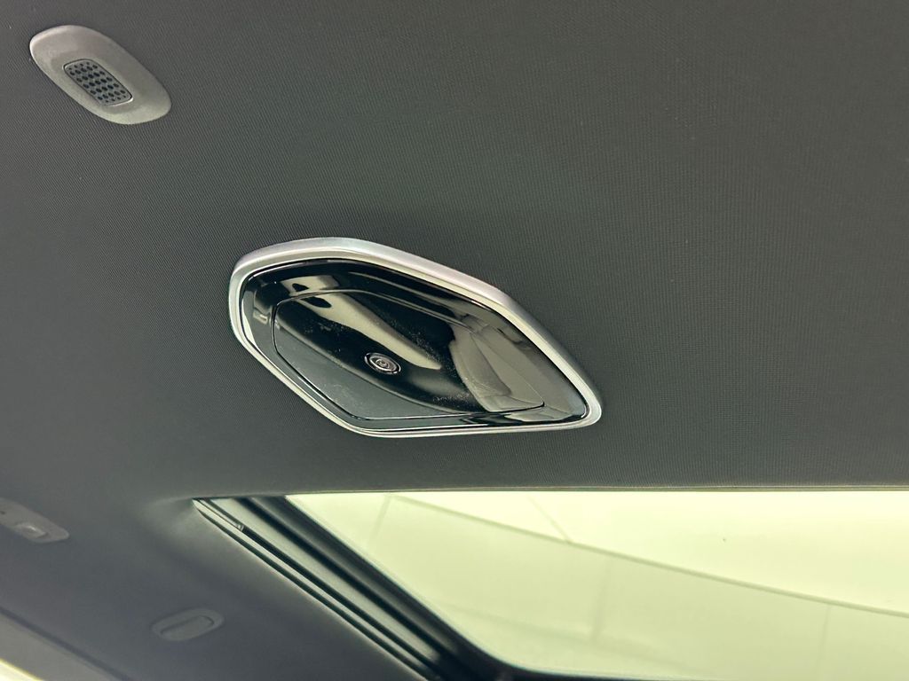 New 2026 Bright White Clearcoat Jeep Summit Obsidian image 34