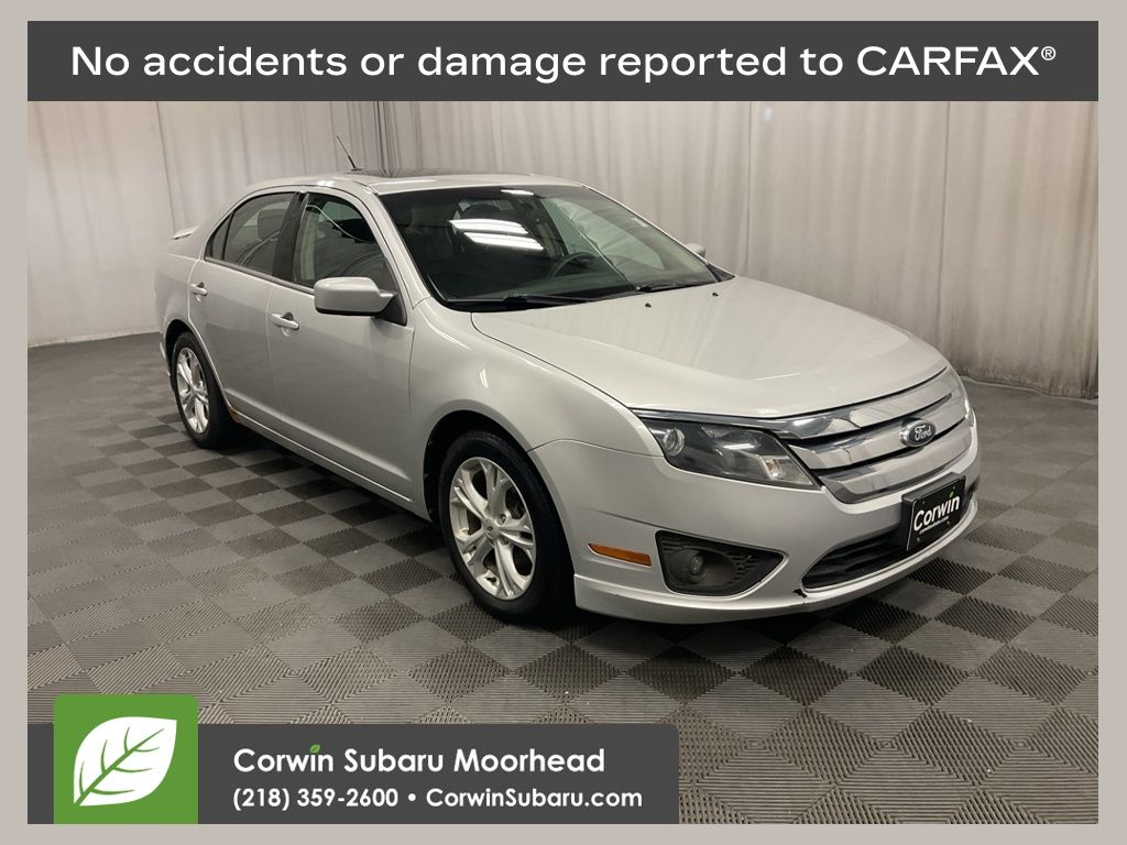 Silver 2012 Ford Fusion SE Sedan Front-Wheel Drive 6-Speed Automatic