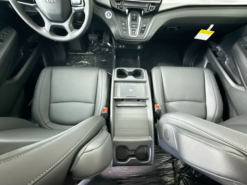 Thumbnail: 2026 Honda Odyssey - 16