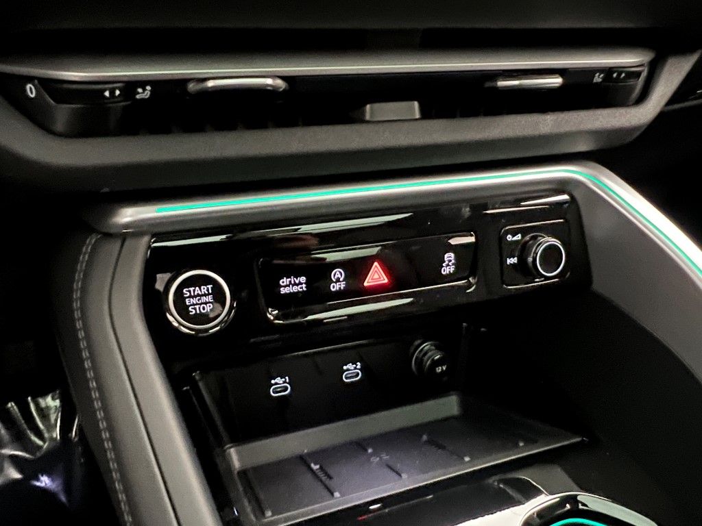 Thumbnail: 2025 Audi Q5 - 31