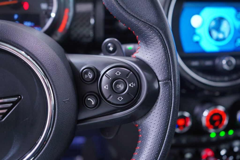 Thumbnail: 2019 MINI Cooper - 17