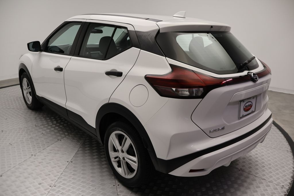 Thumbnail: 2021 Nissan Kicks - 11