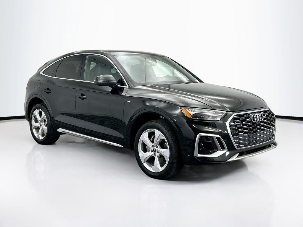 Thumbnail: 2021 Audi Q5 - 3