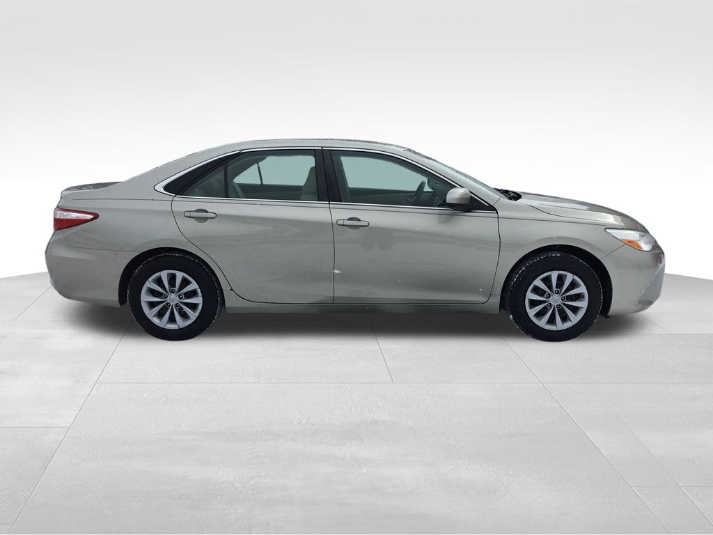 Thumbnail: 2017 Toyota Camry - 6