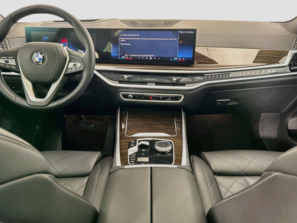 Thumbnail: 2024 BMW X5 - 13