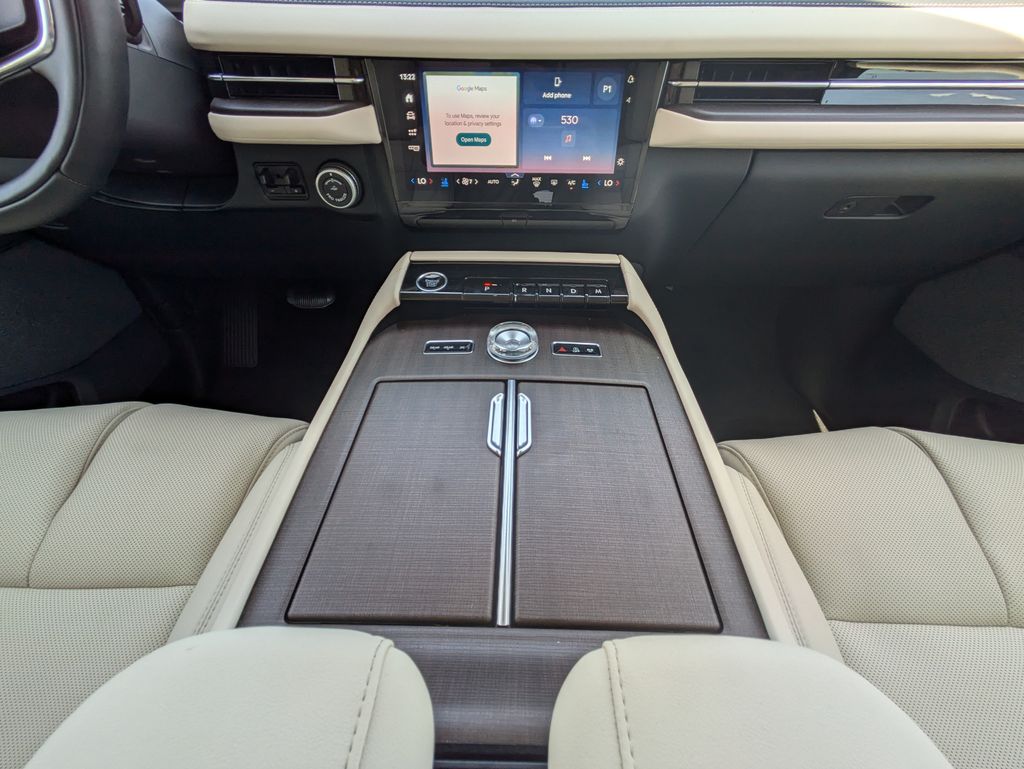 2027 Lincoln Navigator Reserve L
