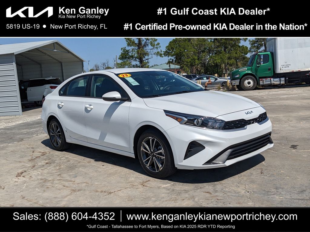 2023 Kia Forte LXS FWD