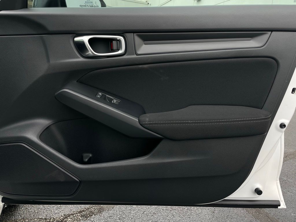 2025 Honda Civic Sport 28