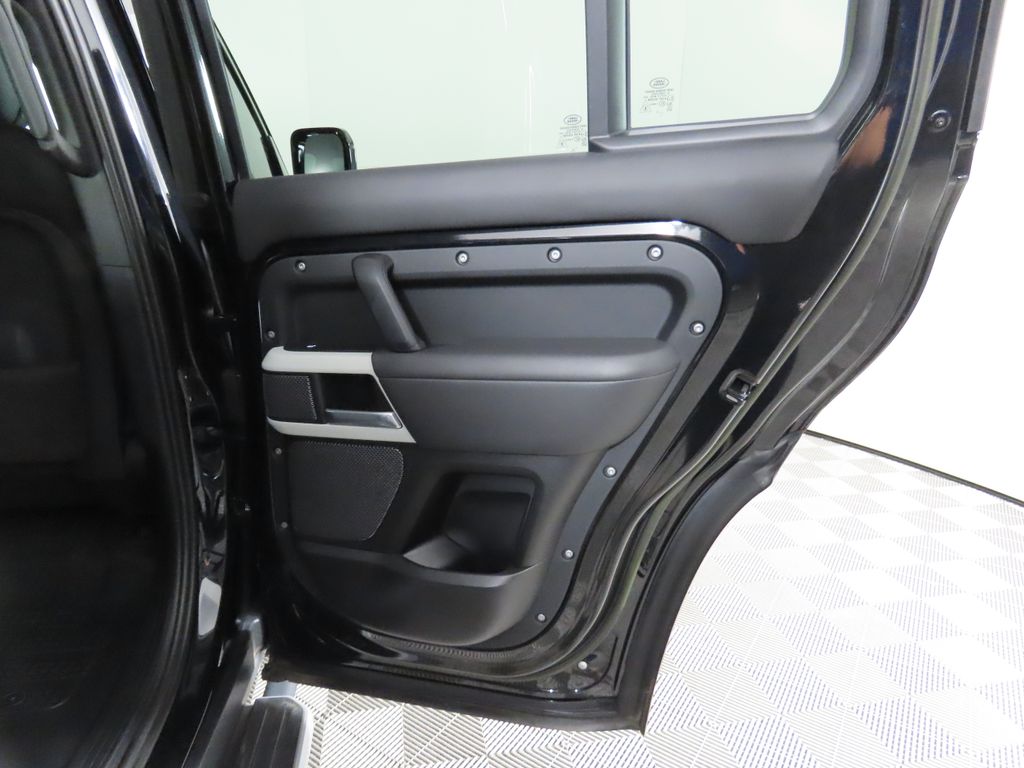 Thumbnail: 2023 Land Rover Defender - 28