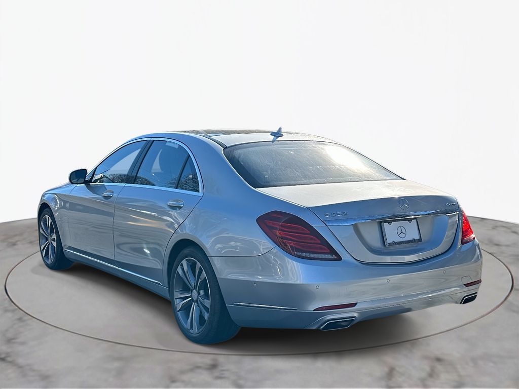 Thumbnail: 2016 Mercedes-Benz S-Class - 11