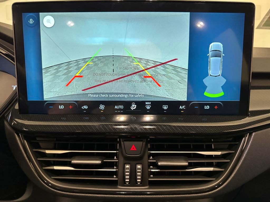 2025 Ford Escape Hybrid ST-Line photo 5