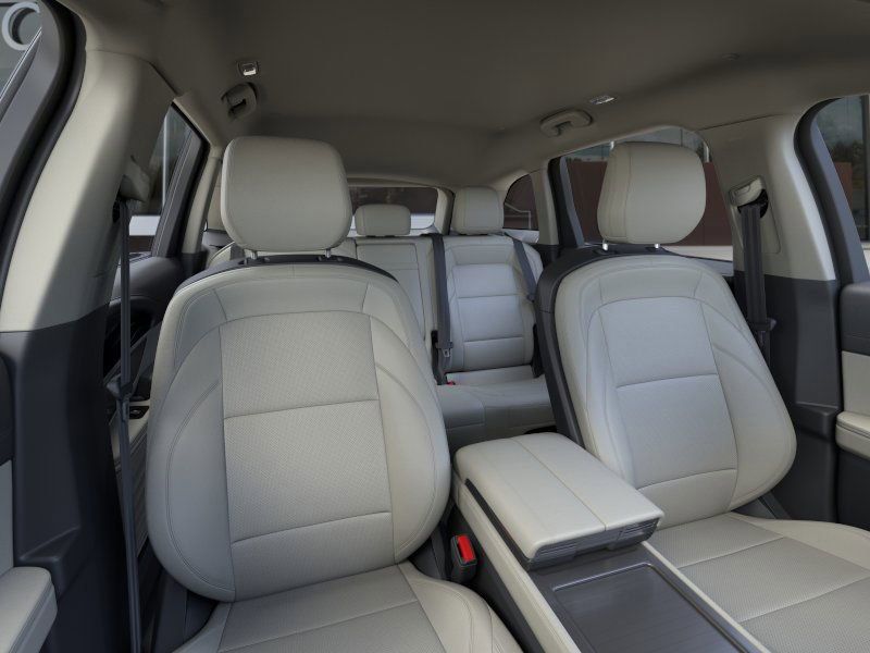 Thumbnail: 2026 Lincoln Nautilus - 10