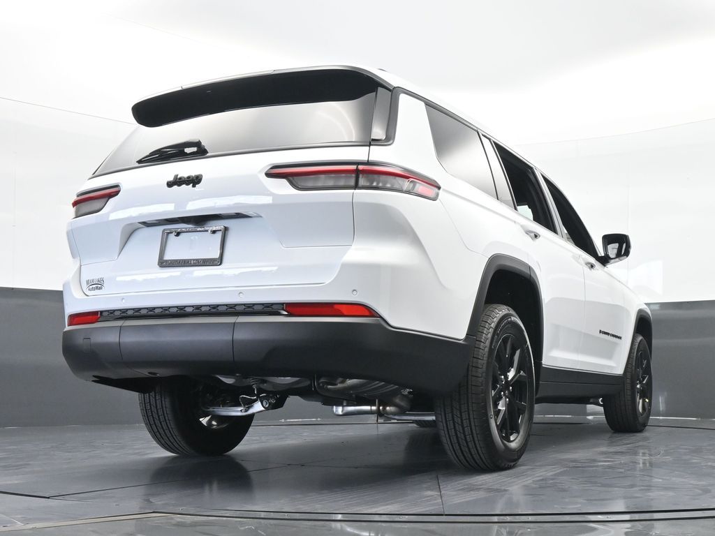 Used 2025 Bright White Clearcoat Jeep Altitude image 51