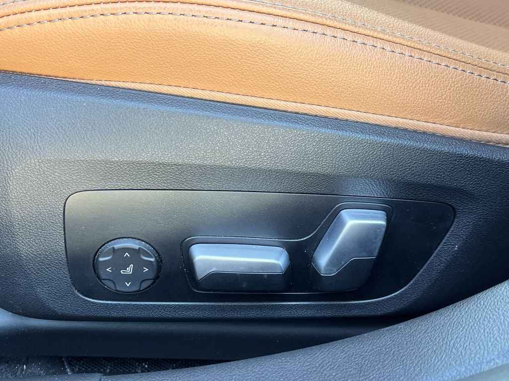 Thumbnail: 2023 BMW 4 Series - 12