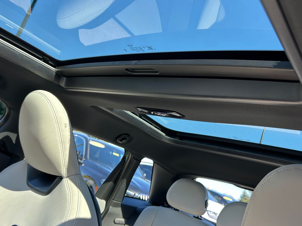 Thumbnail: 2026 MINI Cooper - 16