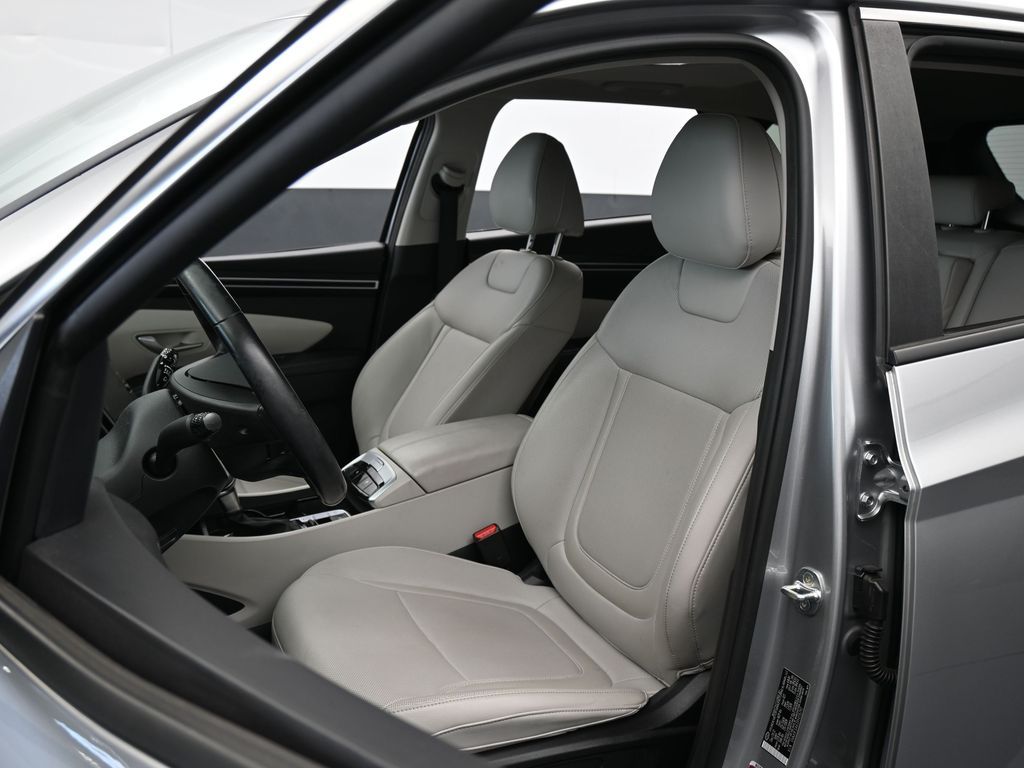Used 2023 Shimmering Silver Hyundai SEL image 10