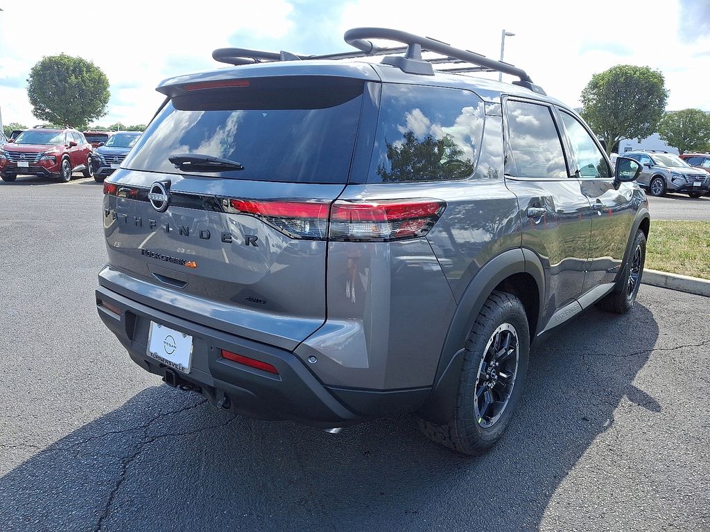 Thumbnail: 2025 Nissan Pathfinder - 5