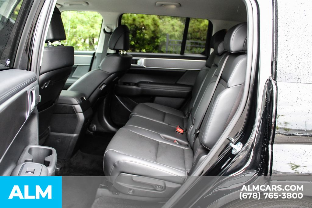 Used 2026 Black Hyundai SEL image 18